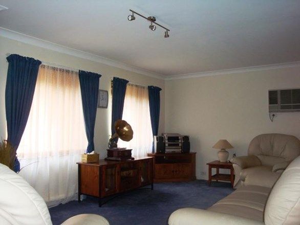 22/26 Turquoise Crescent, Bossley Park NSW 2176, Image 2
