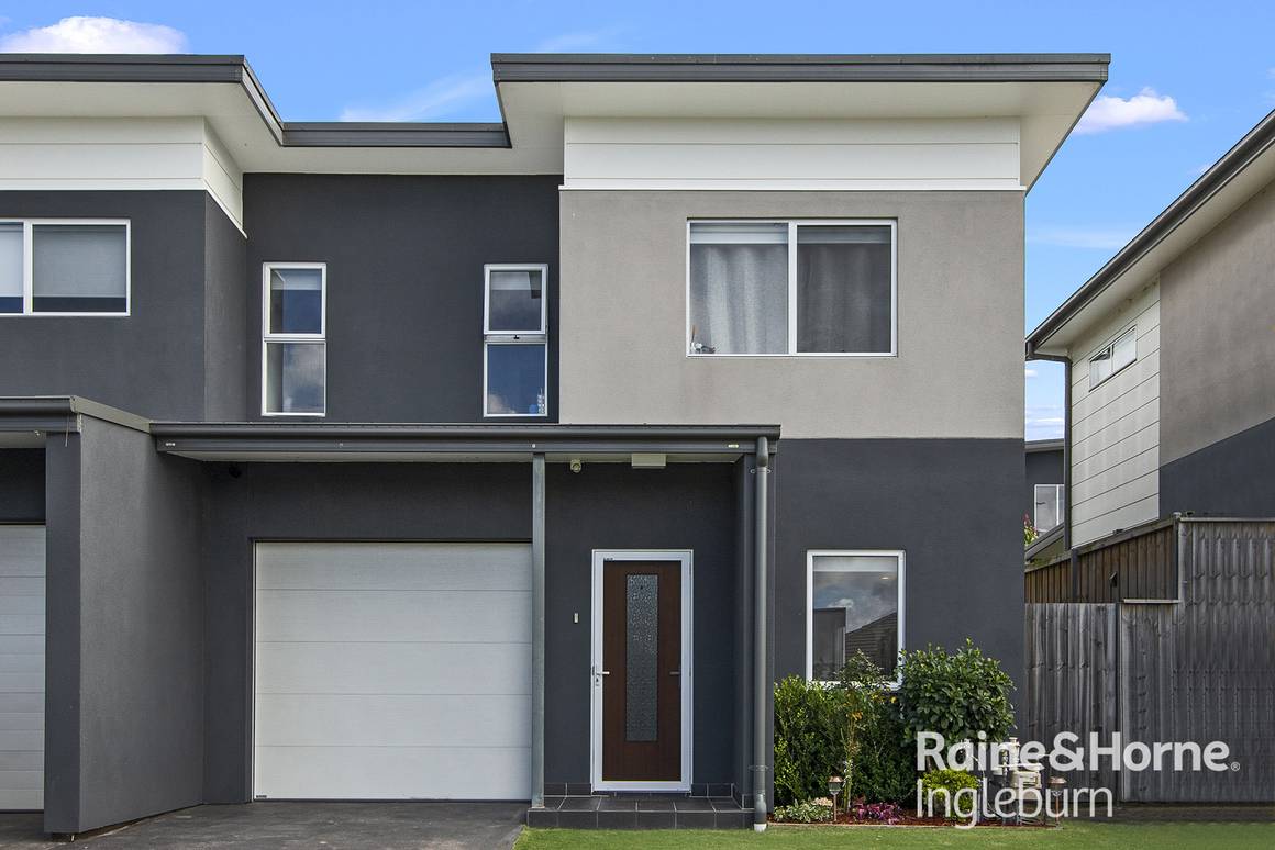 Picture of 14 MELLISH PARADE, GLENFIELD NSW 2167