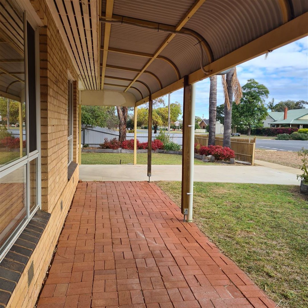 30 Burgoyne Street, Kerang VIC 3579, Image 2