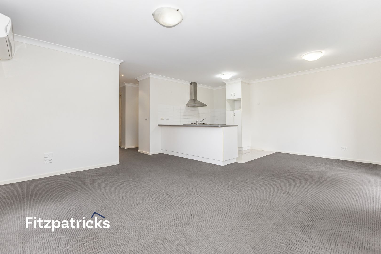 13/10 Mirrul Street, Glenfield Park NSW 2650, Image 1