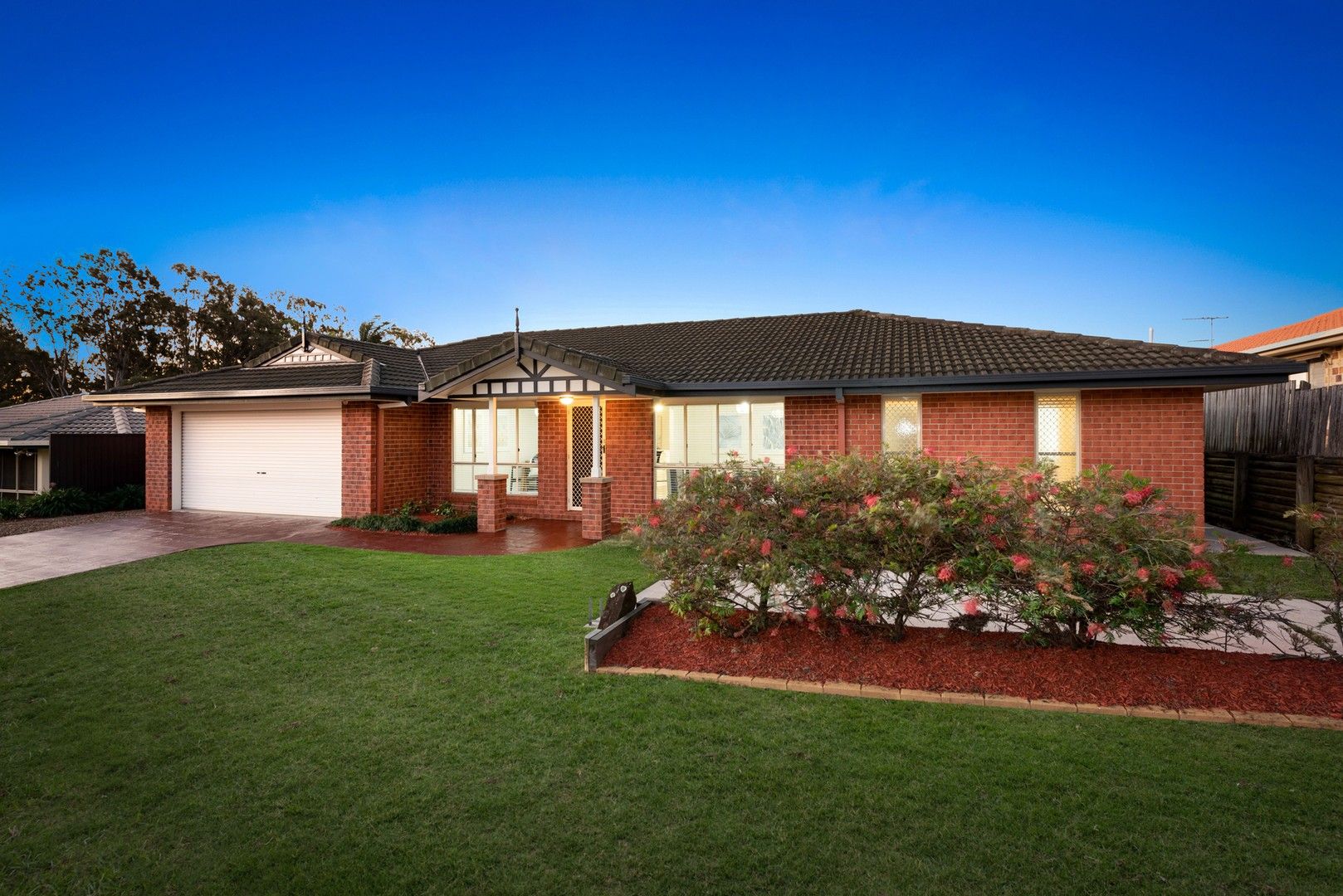 10 Harrogate Terrace, Birkdale QLD 4159, Image 0