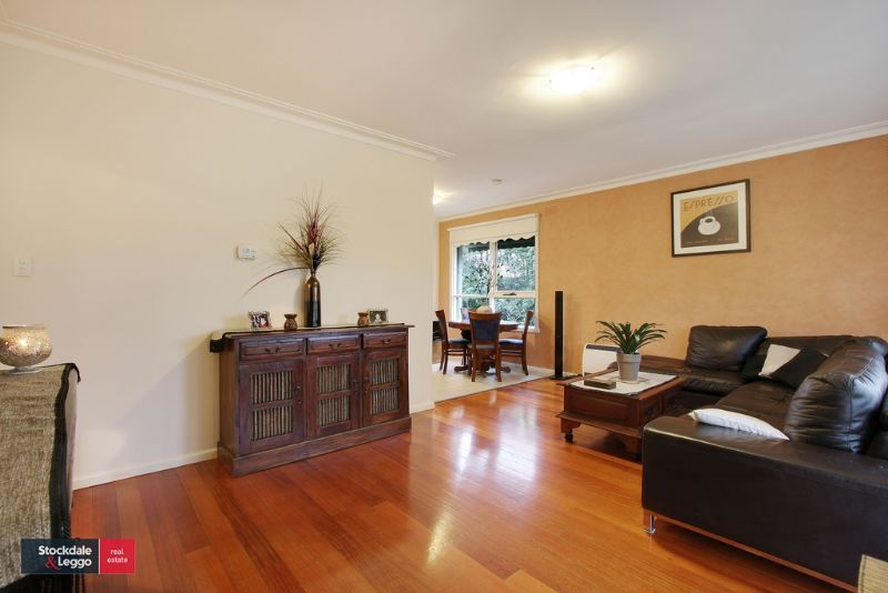 1/53 Diana Drive, BLACKBURN NORTH VIC 3130, Image 2