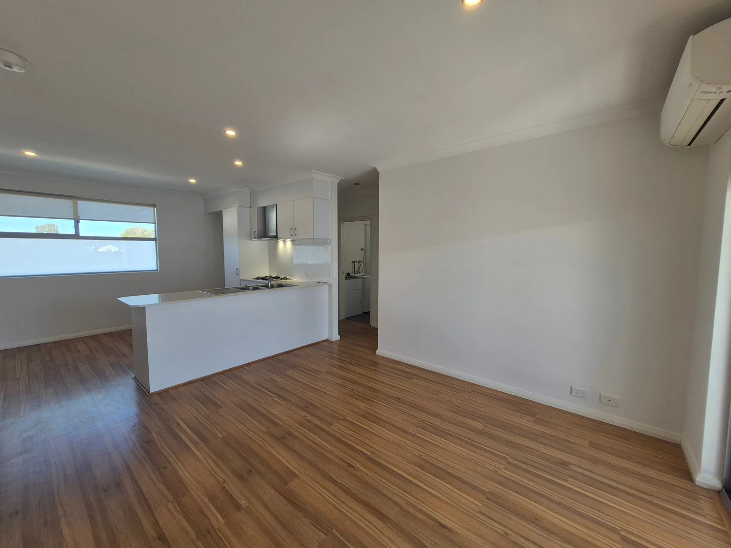 Additional image 9 of 5/360 hardey road, Cloverdale WA 6105