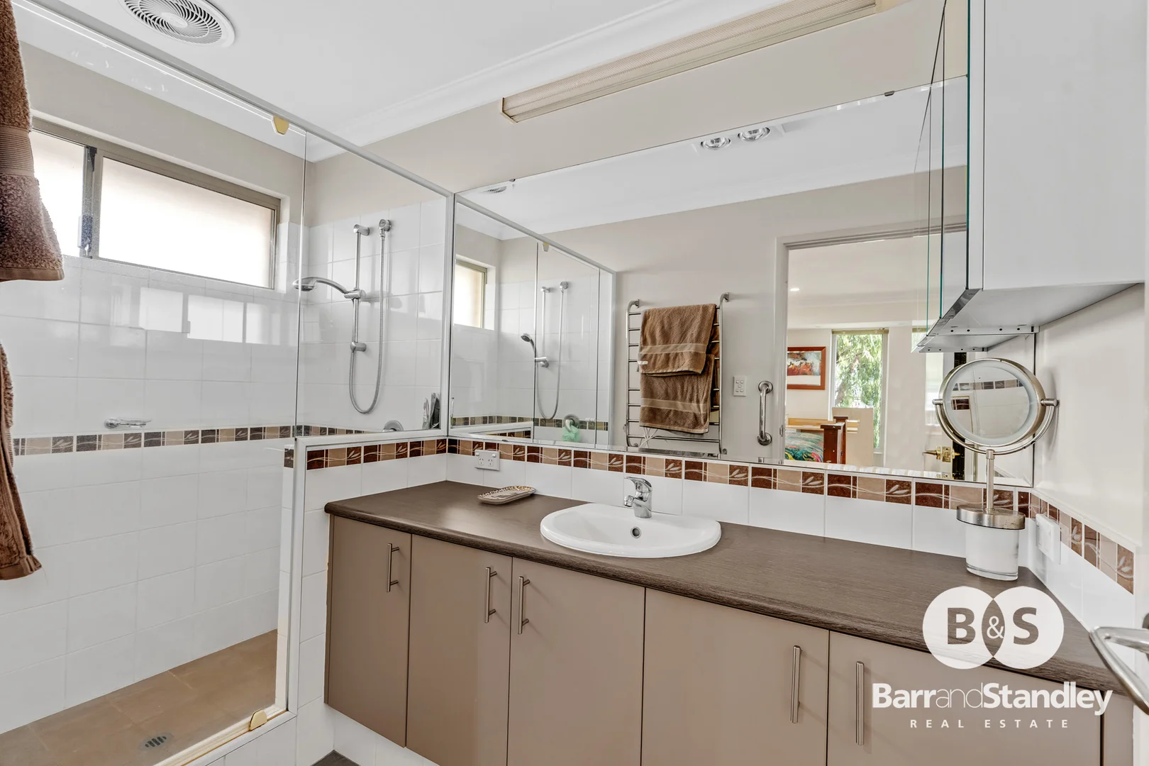 196 Braidwood Drive, Australind WA 6233 | Domain