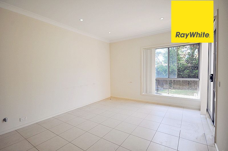 58 Cobden Parkes Cres, Lidcombe NSW 2141, Image 2