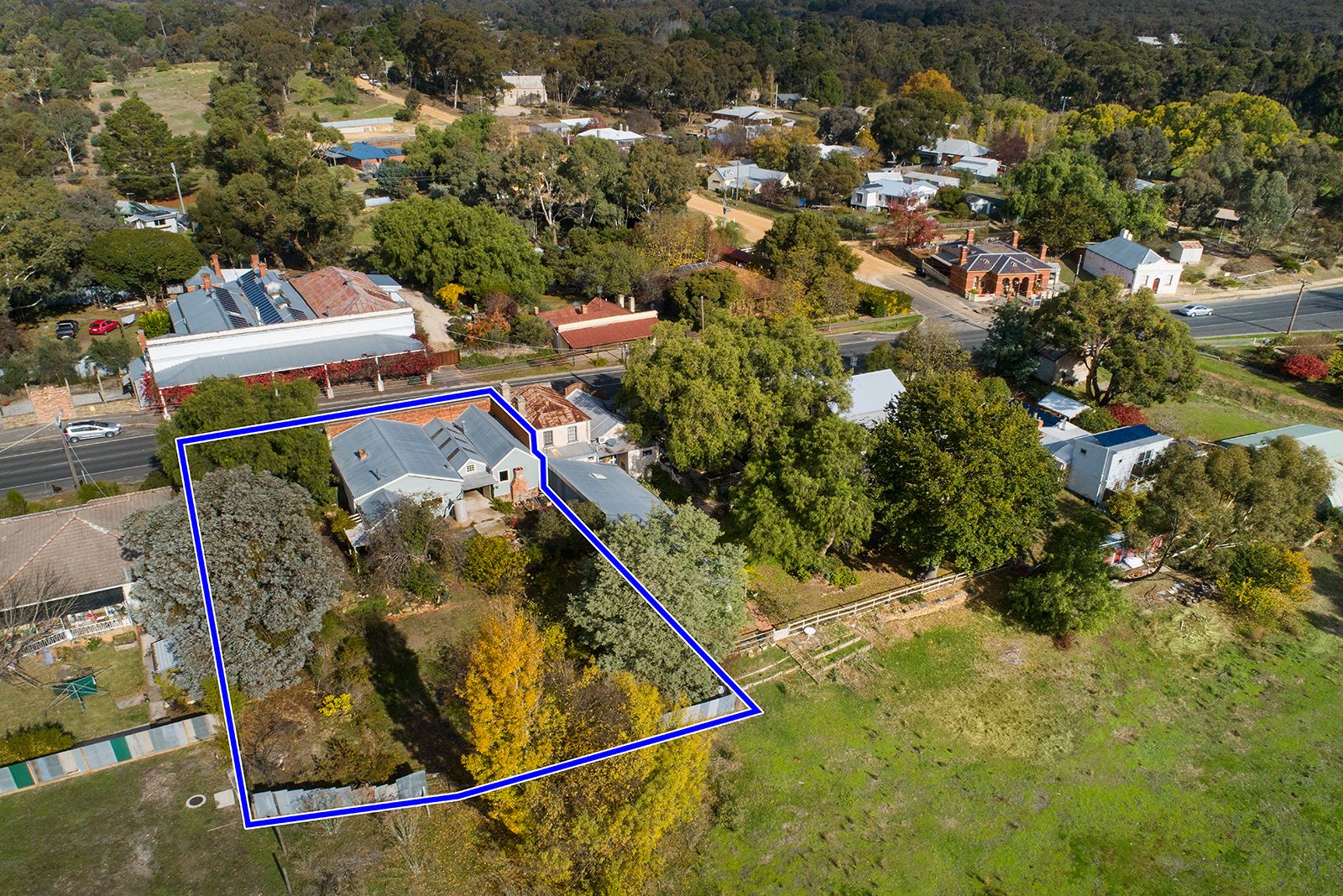 160 Main Road, Chewton VIC 3451, Image 1