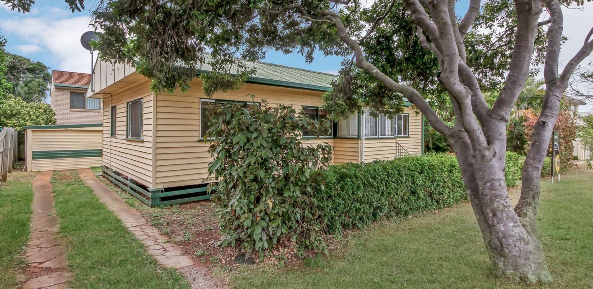 2 Herbert Street, Scarborough QLD 4020 House For Rent 550 Domain