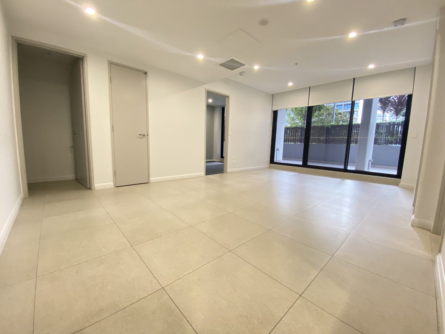 2 bedrooms Apartment / Unit / Flat in 413/42 Church Avenue MASCOT NSW, 2020