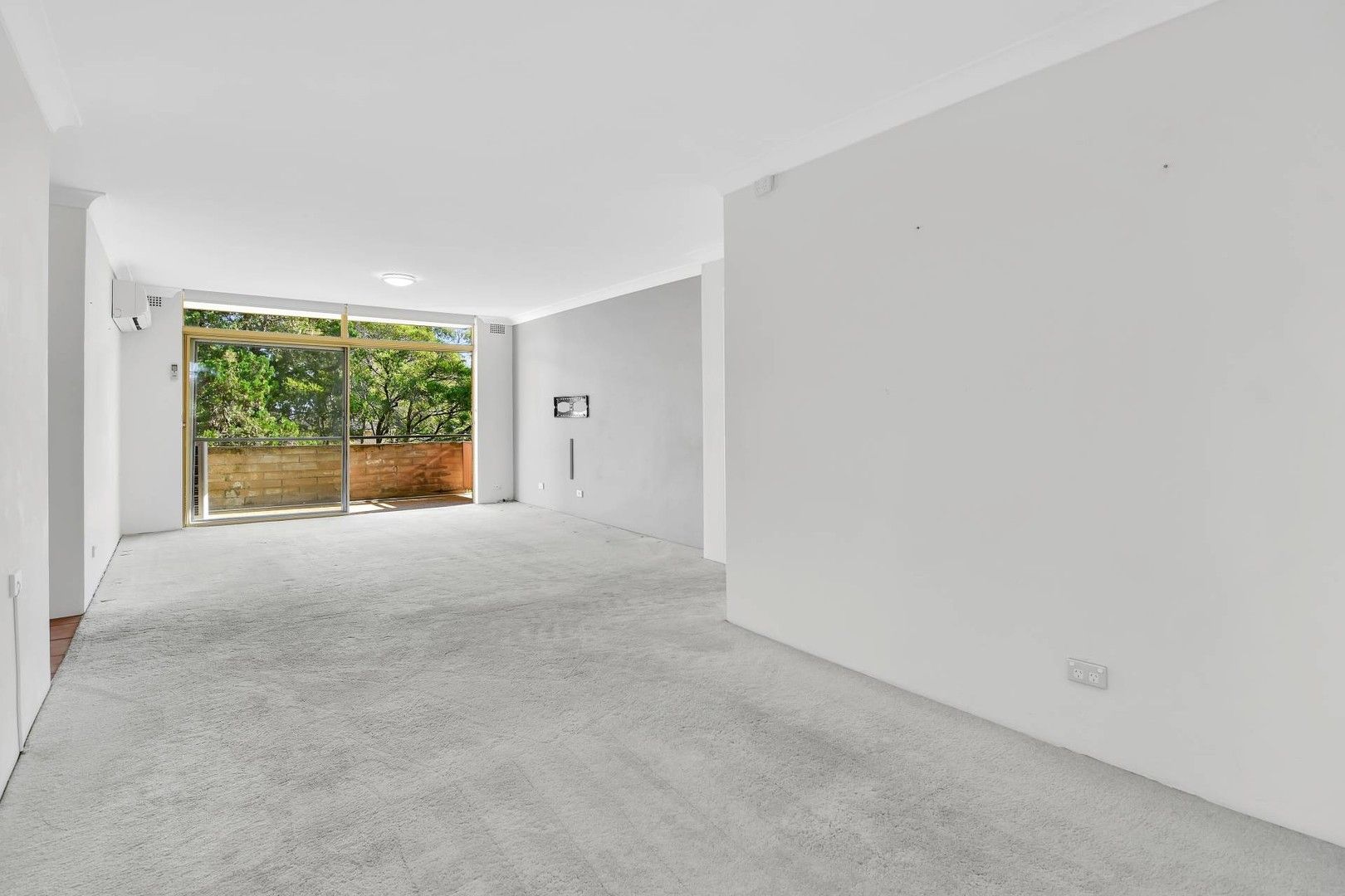 2 bedrooms Apartment / Unit / Flat in 22/400 Mowbray Road West LANE COVE NORTH NSW, 2066