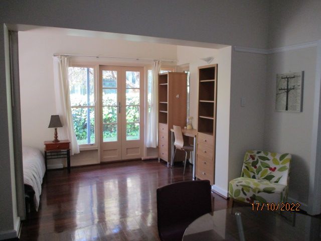 1 bedrooms Apartment / Unit / Flat in 2/35 Fairway CRAWLEY WA, 6009