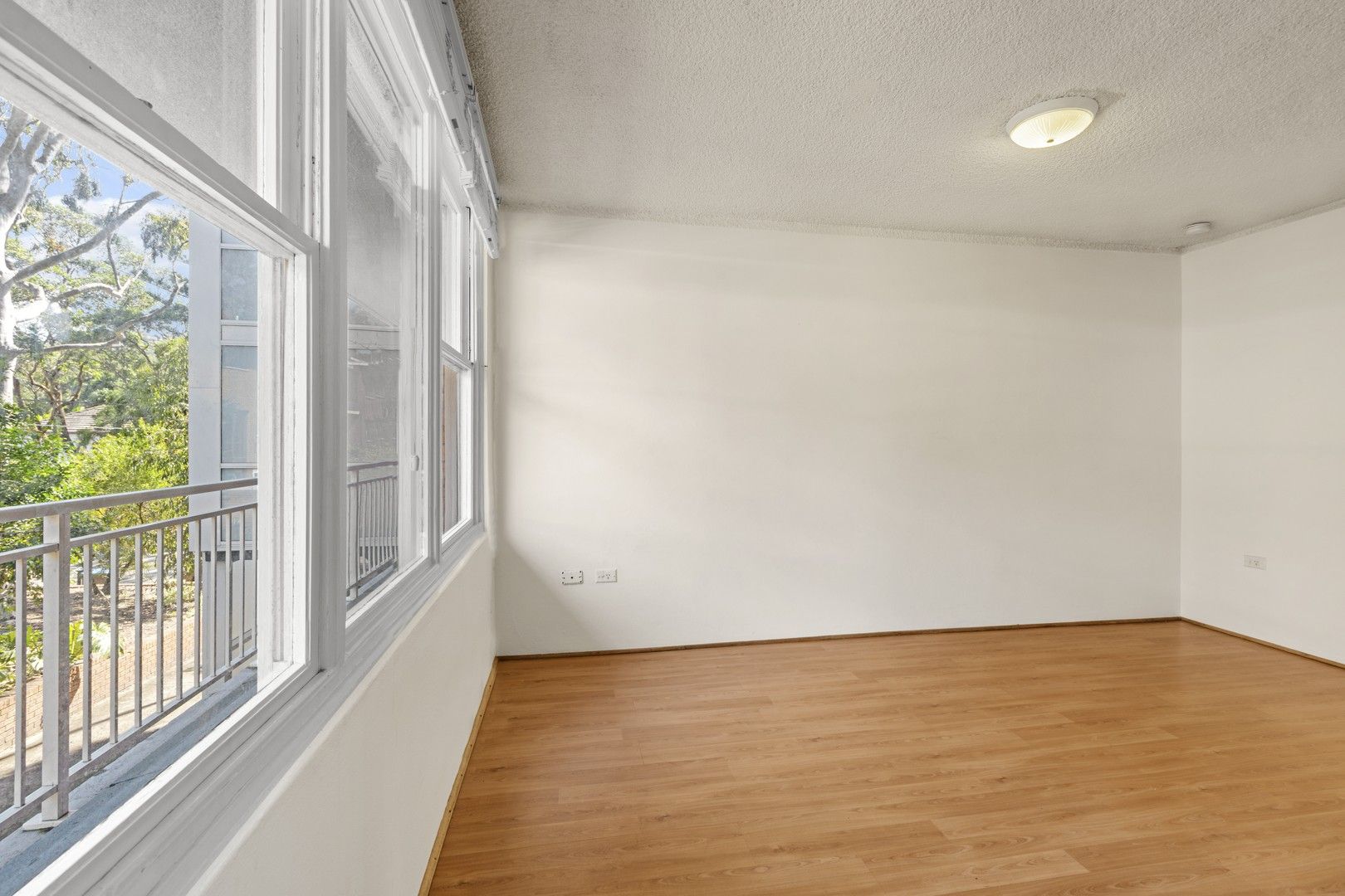 1 bedrooms Apartment / Unit / Flat in 3/31 Gladstone Street NEWPORT NSW, 2106