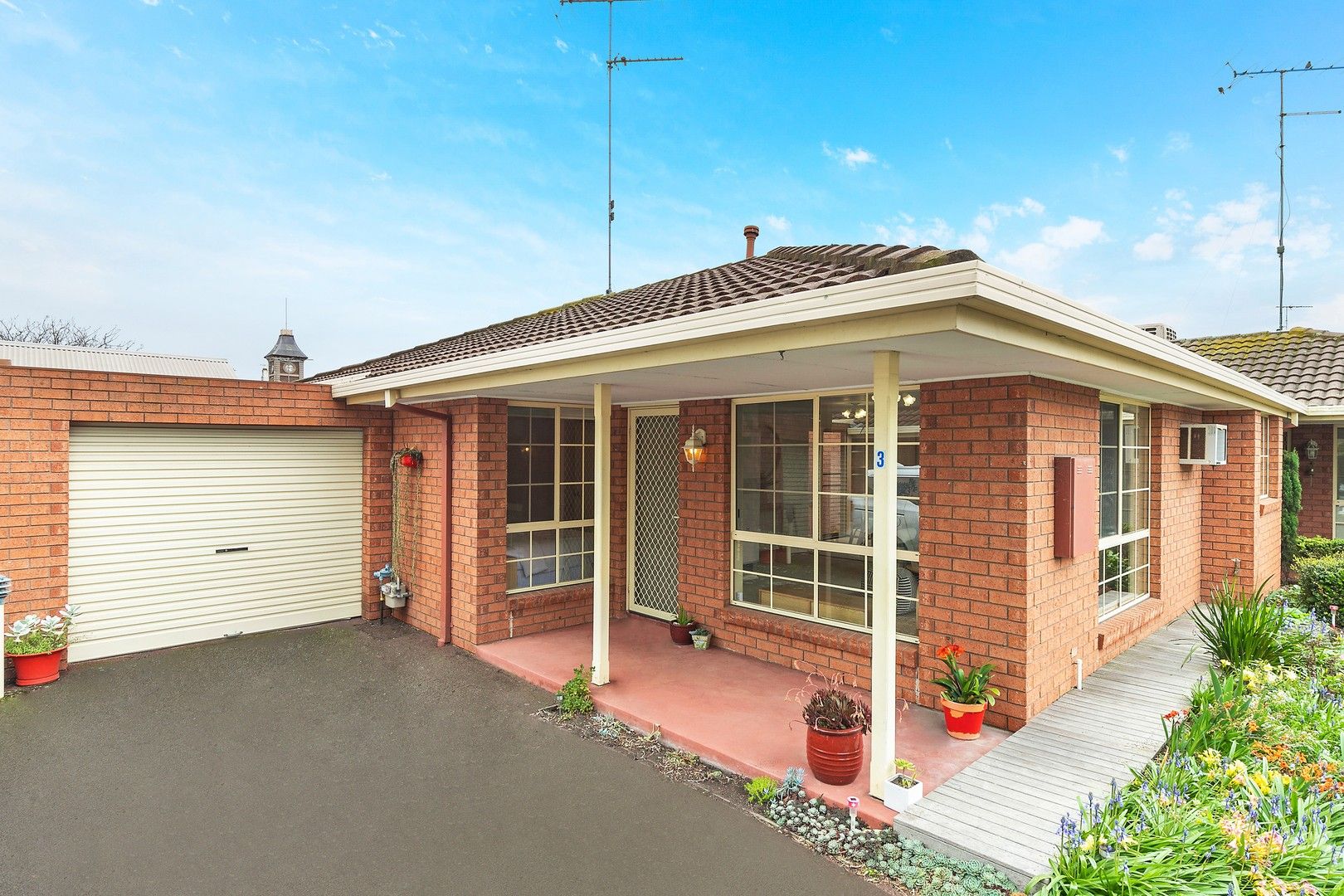 2 bedrooms House in 3/21 Lonsdale Street GEELONG VIC, 3220