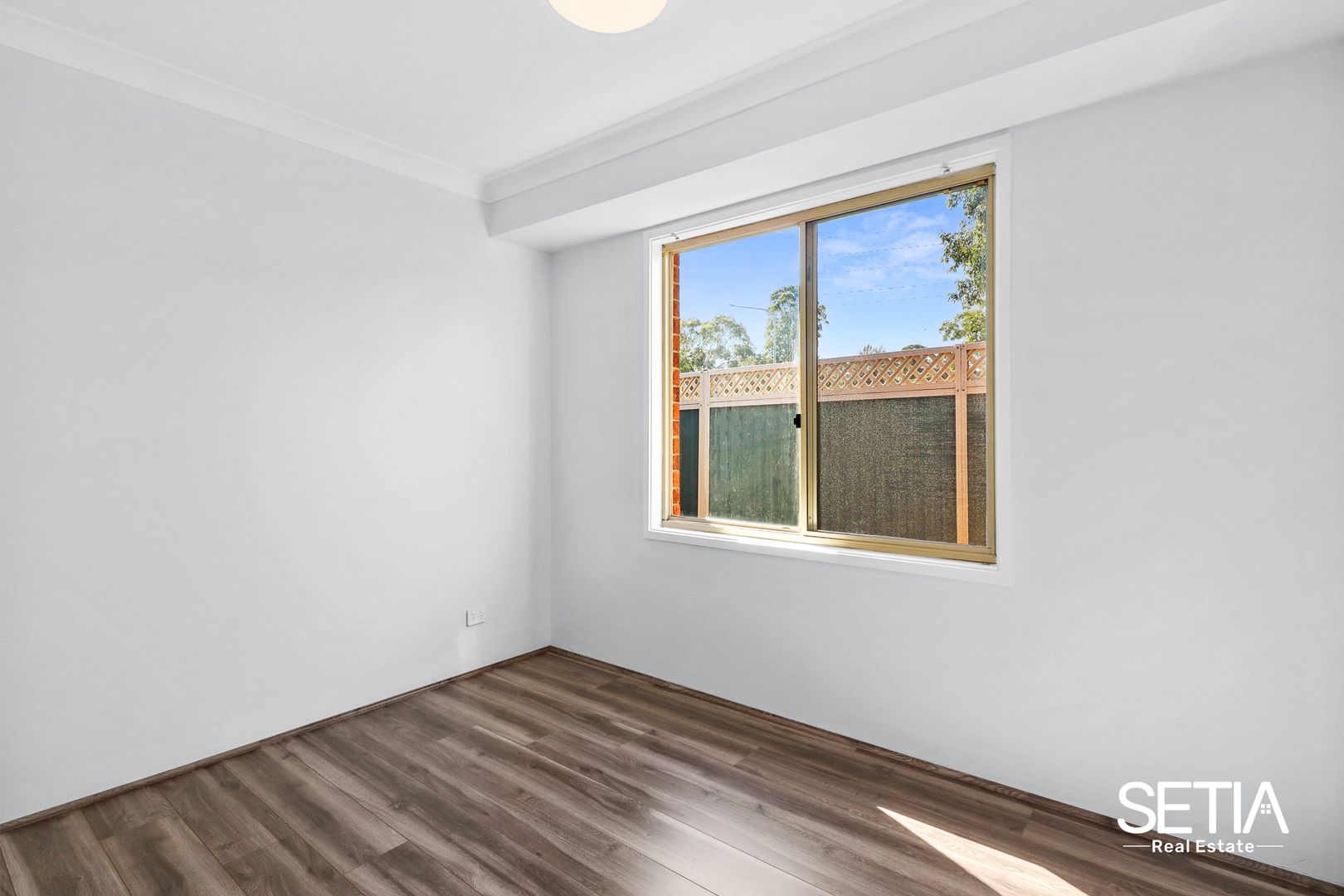 39 Seabrook Crescent, Doonside NSW 2767, Image 2