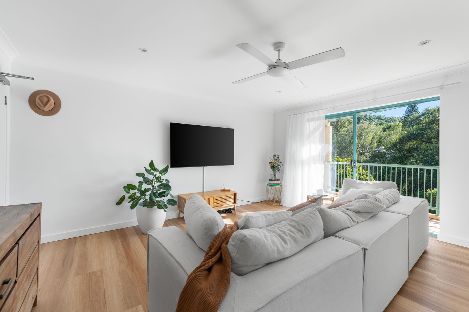 4/9 Domain Road, Currumbin QLD 4223, Image 2