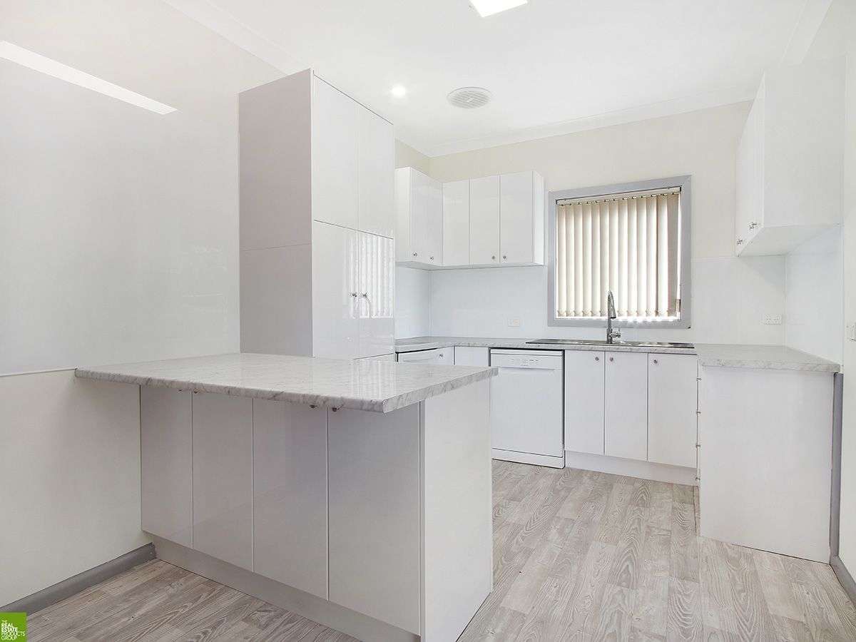 3 bedrooms House in 51 London Drive WEST WOLLONGONG NSW, 2500