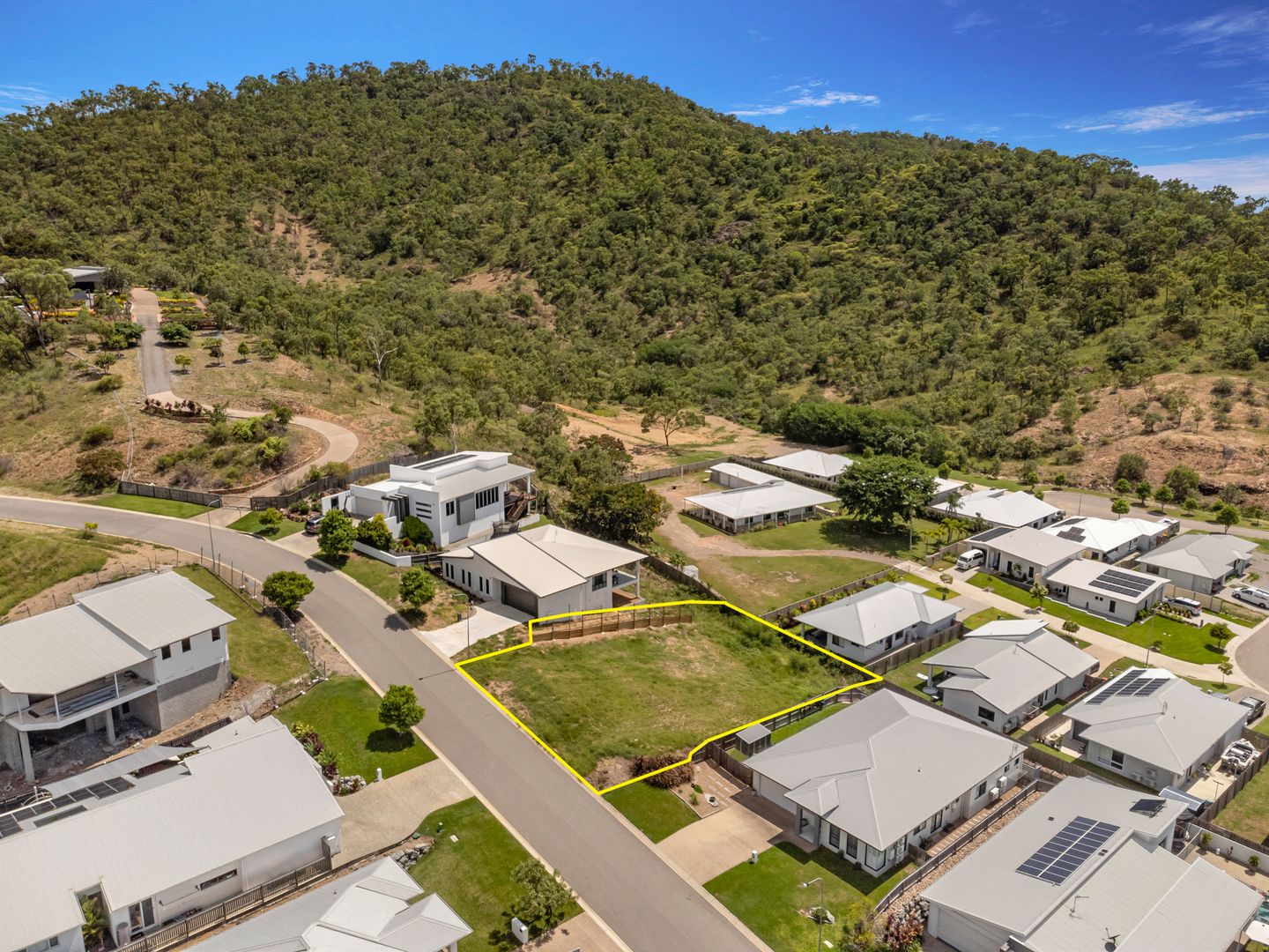 35 Zoe Court, Mount Louisa QLD 4814, Image 1