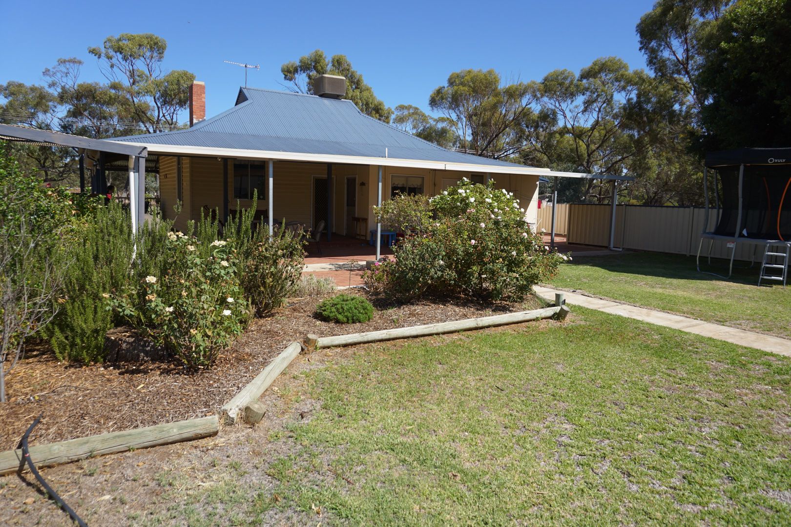 211 Riley Road, Moora WA 6510, Image 2