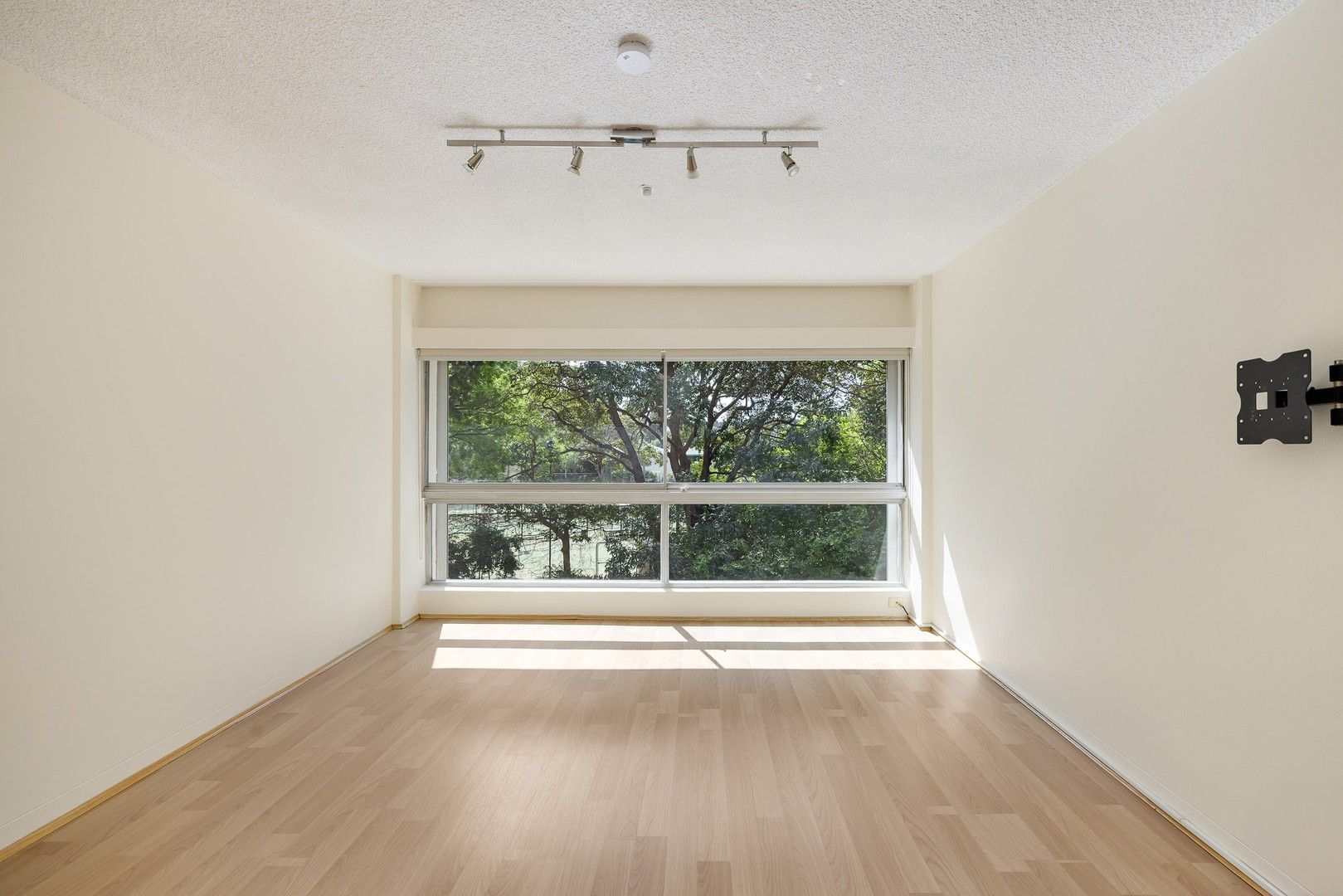 1 bedrooms Apartment / Unit / Flat in 21/50-58 Roslyn Gardens ELIZABETH BAY NSW, 2011