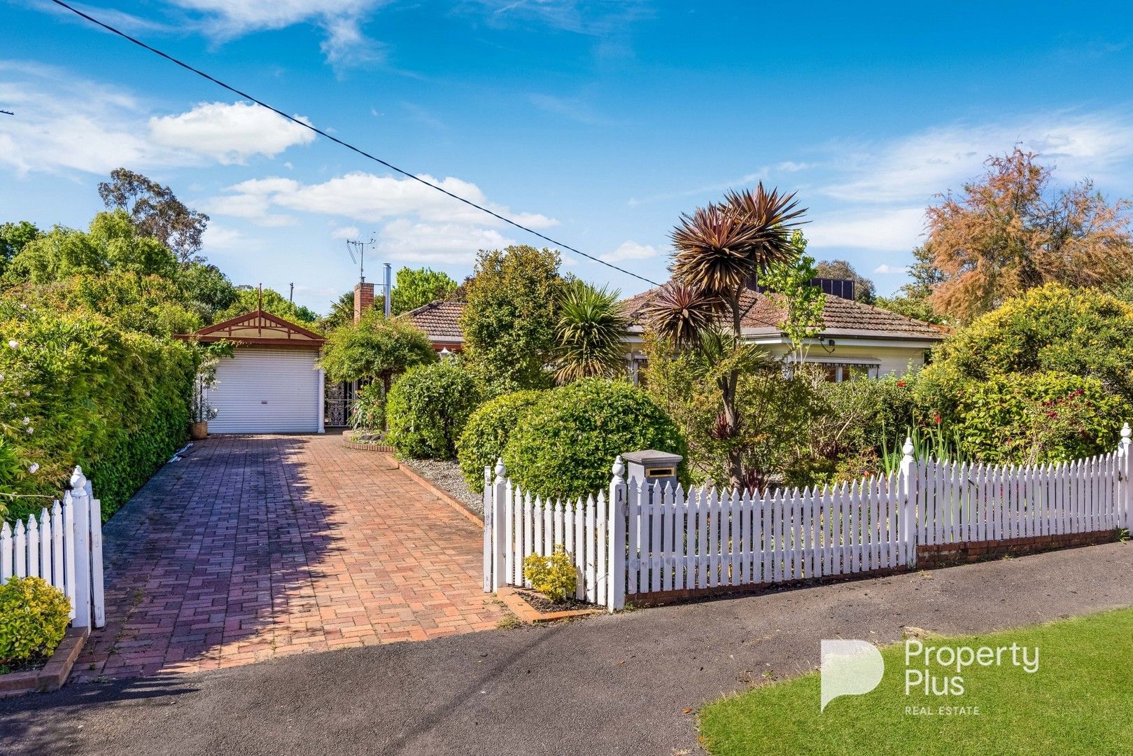 1 Myring Street, Castlemaine VIC 3450, Image 1