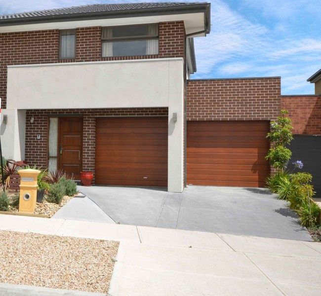 3 bedrooms House in 18 Saint Road CRAIGIEBURN VIC, 3064