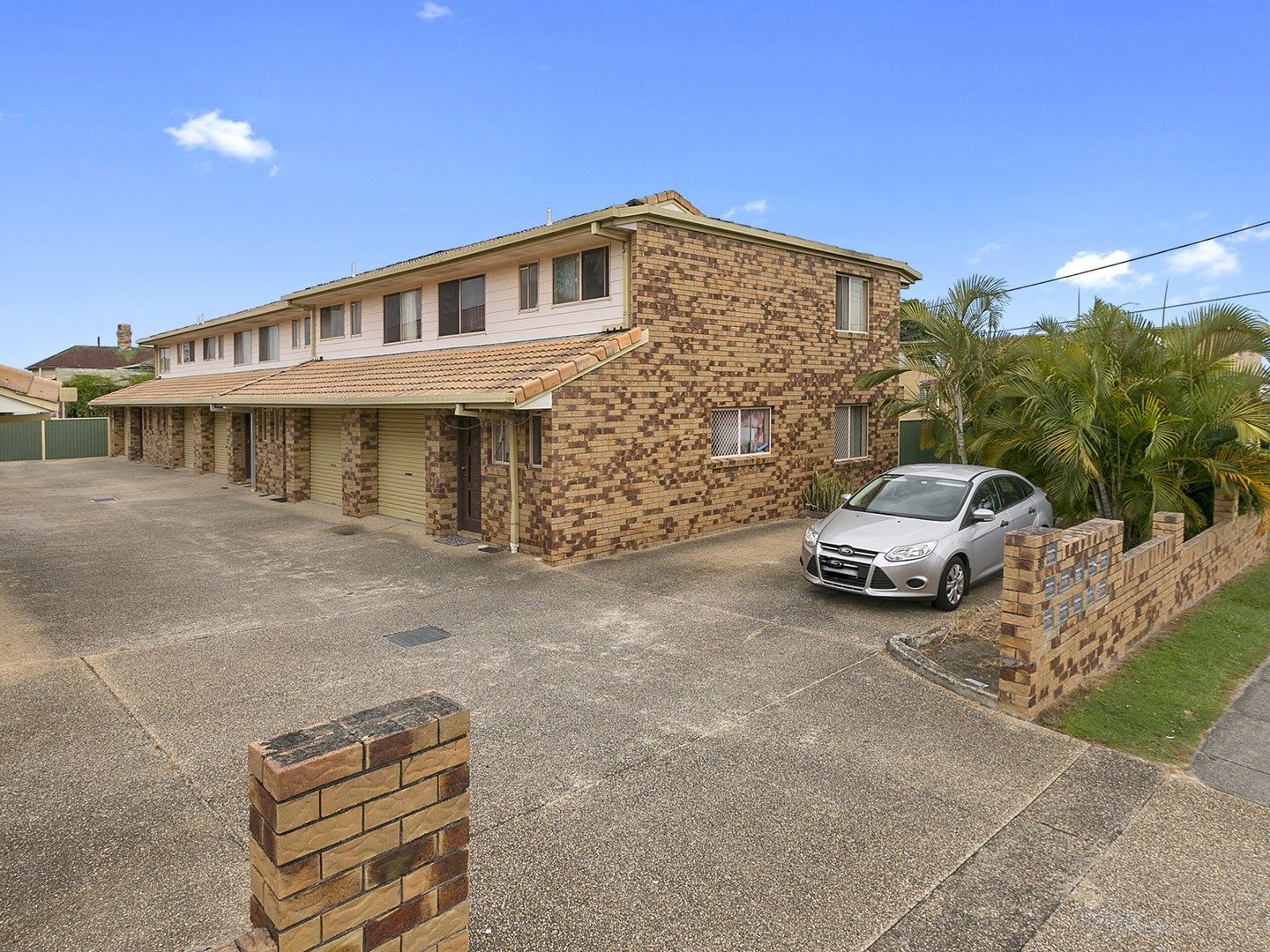 3 bedrooms Townhouse in 1/36 Dunellan Streeet GREENSLOPES QLD, 4120