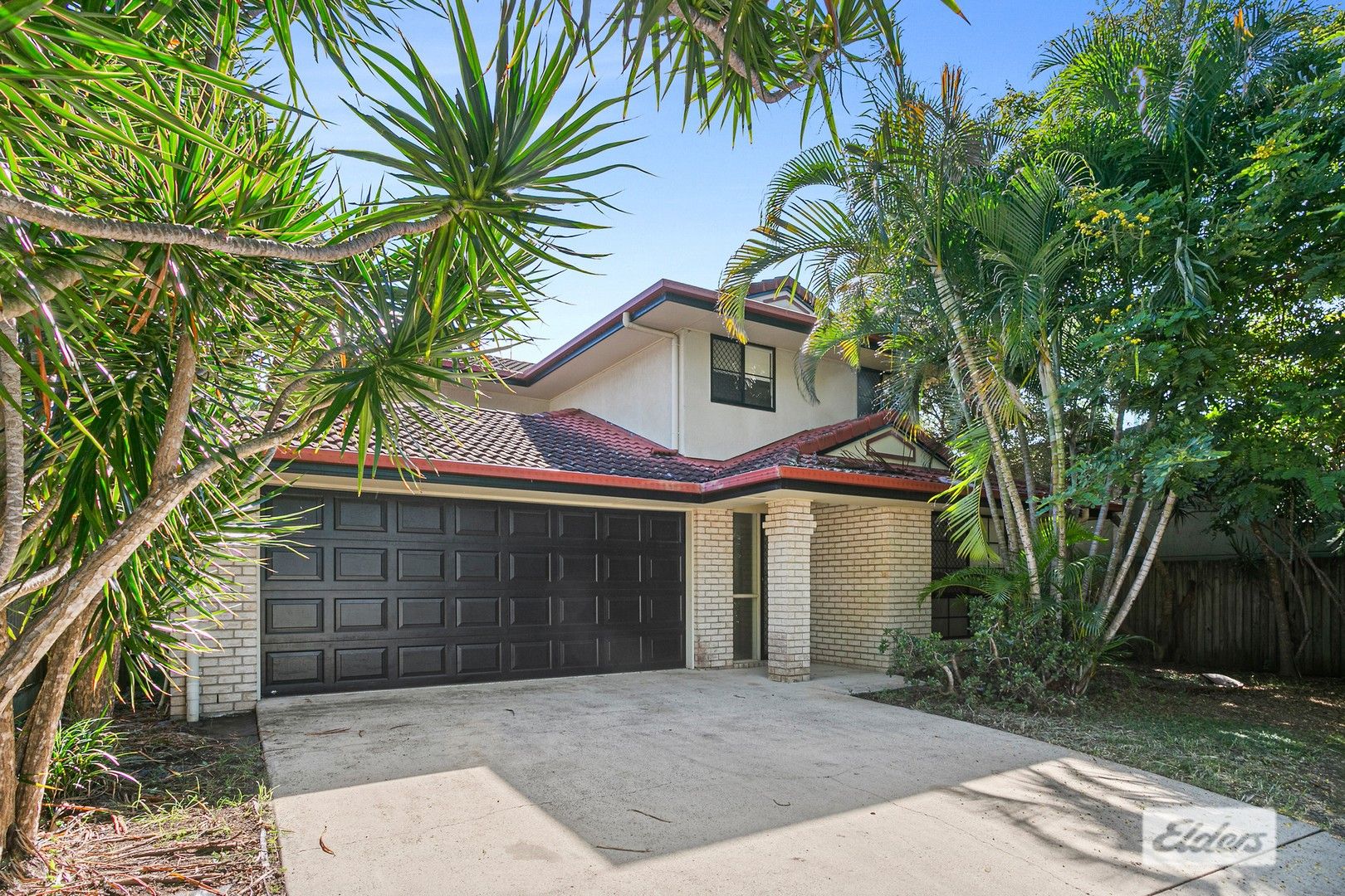 4 bedrooms House in 1 Vinal Street ROBERTSON QLD, 4109