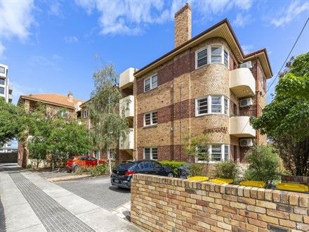 Picture of 10/83 Park Street, ST KILDA WEST VIC 3182