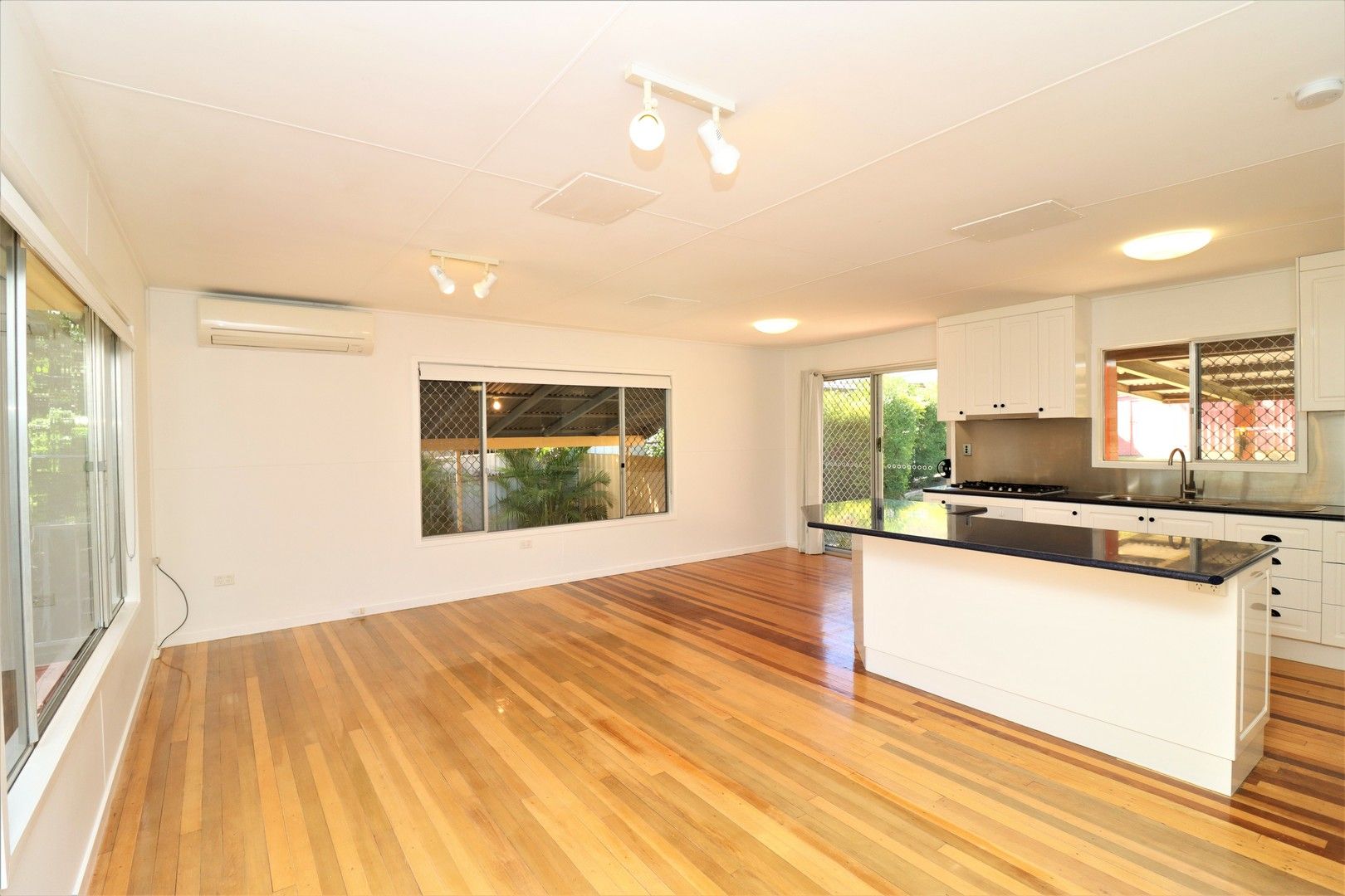 3 bedrooms House in 22 Russell Cres MOUNT ISA QLD, 4825