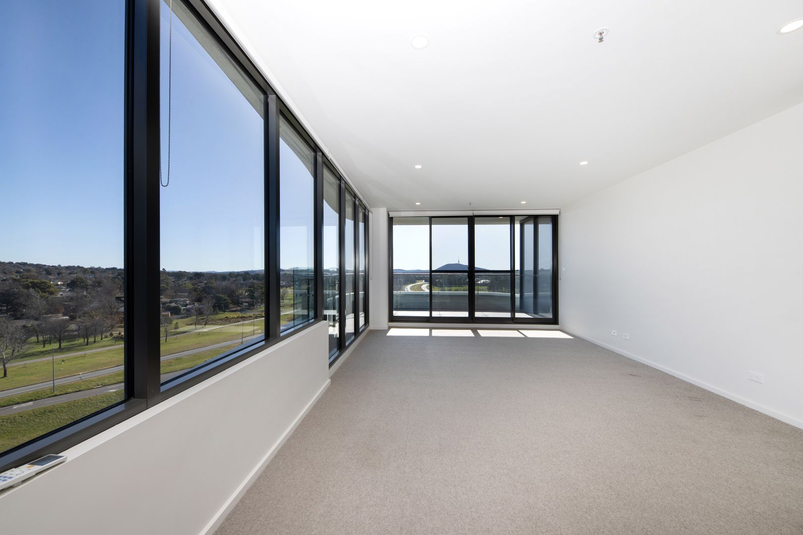 64/15 Irving Street, Phillip ACT 2606, Image 2