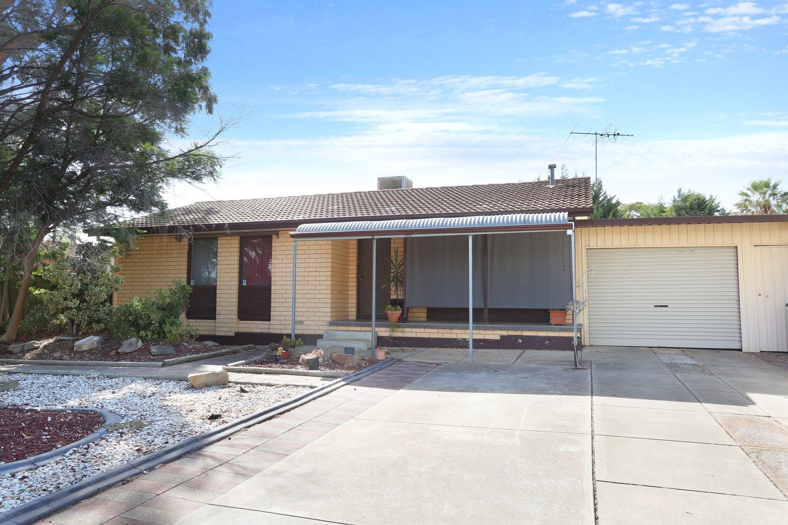 15 Hawker Crescent, Elizabeth East SA 5112, Image 0