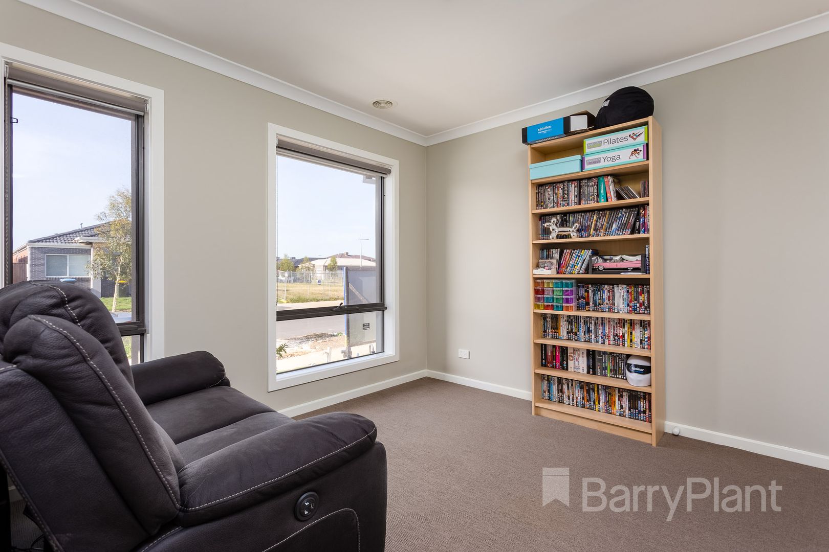 17 Tamworth Grove, Point Cook VIC 3030, Image 1