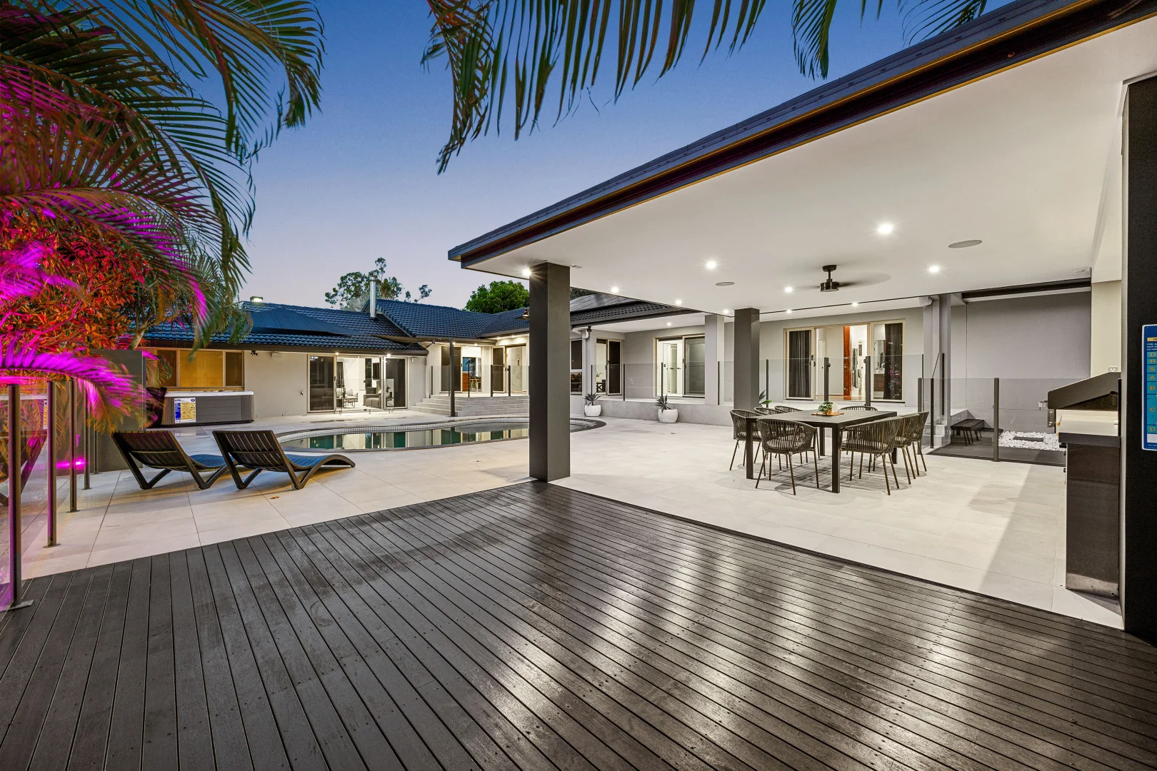 Additional image 22 of 4 Riverdowns Crescent, Helensvale QLD 4212