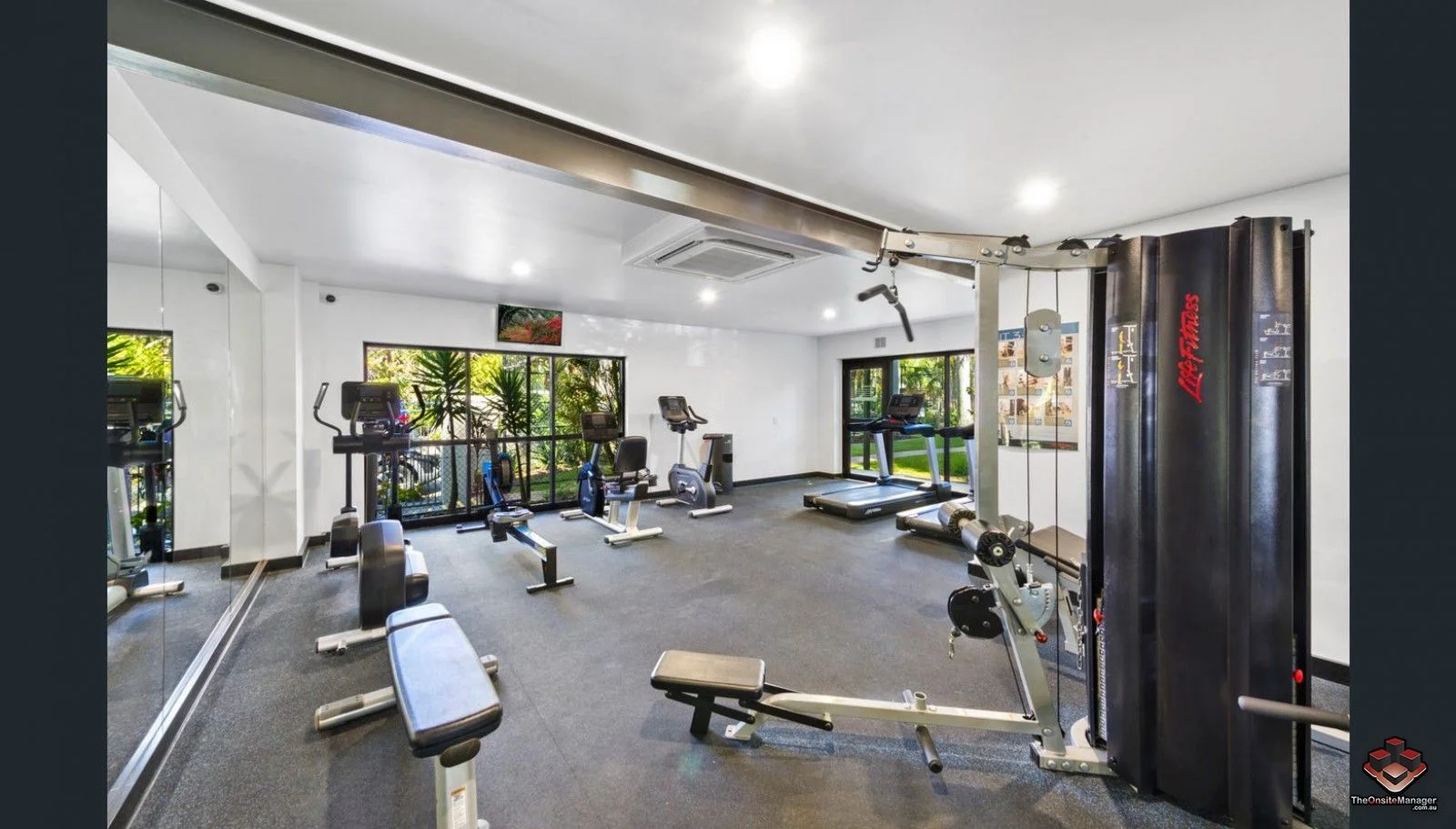 Additional image 8 of ID:21127918/4-12 Old Burleigh Road, Surfers Paradise QLD 4217