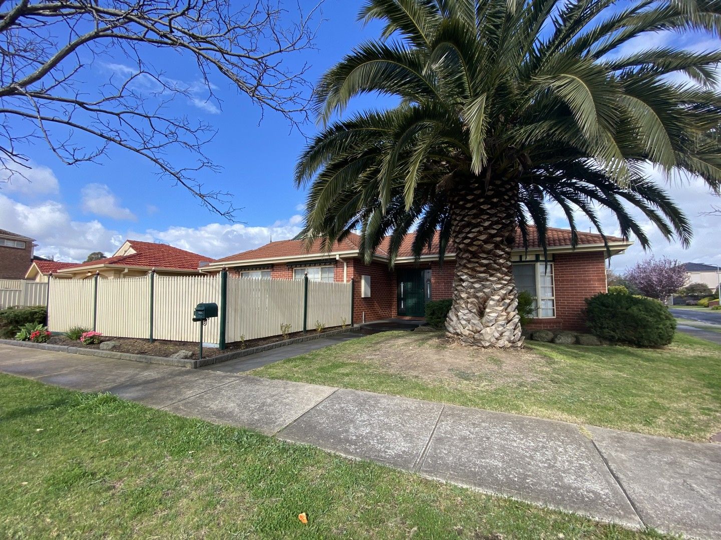 20 Hassett Crescent, Keilor East VIC 3033 House For Rent 520 Domain