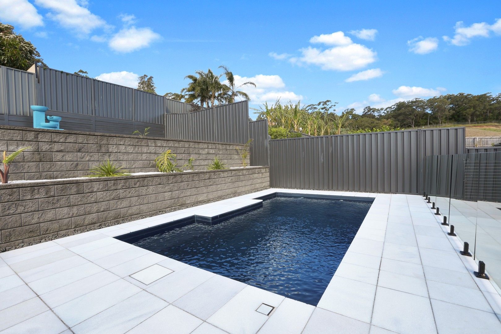 5 bedrooms House in 37 Tomerong Street TULLIMBAR NSW, 2527