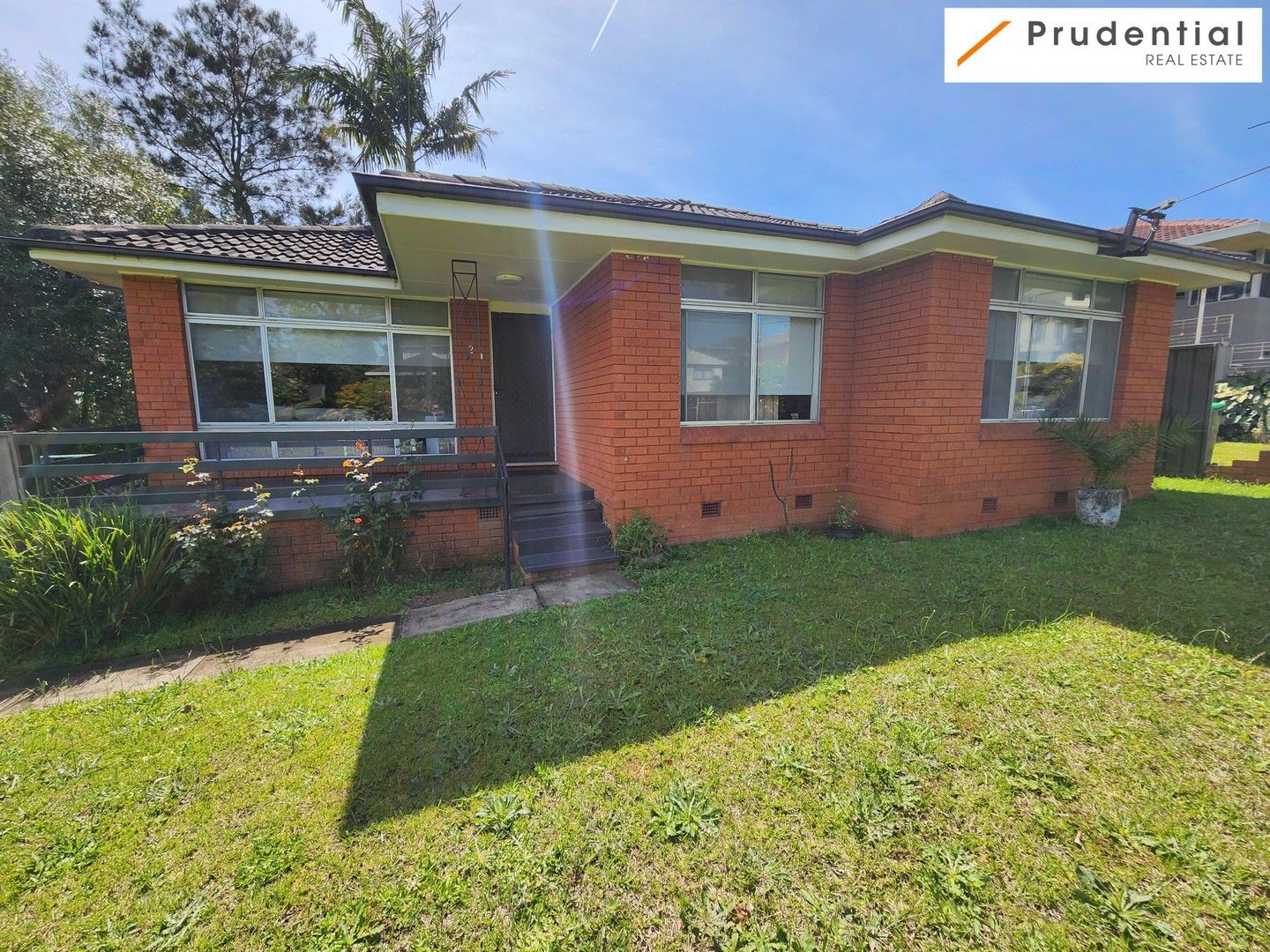 3 bedrooms House in 2 Mitchell Street CAMPBELLTOWN NSW, 2560