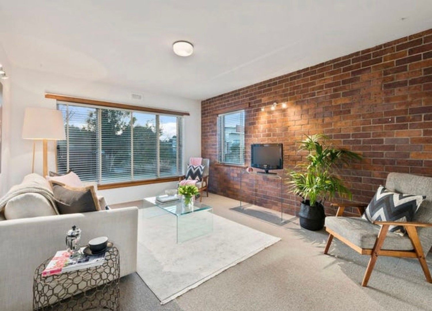 1 bedrooms Apartment / Unit / Flat in 1/4 Dodson St ROSETTA TAS, 7010