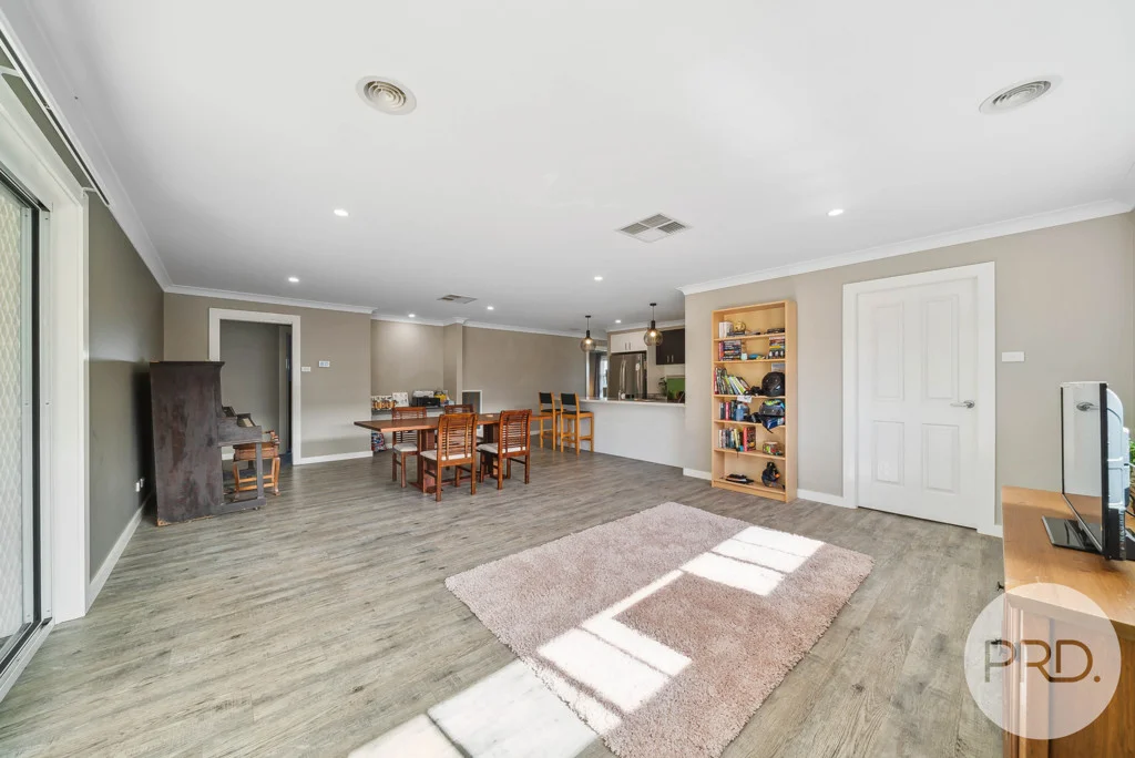 Additional image 5 of 7 Beaurepaire Street, Boorooma NSW 2650