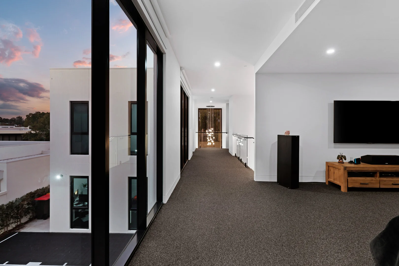 Additional image 24 of 25 The Boulevarde, Benowa QLD 4217