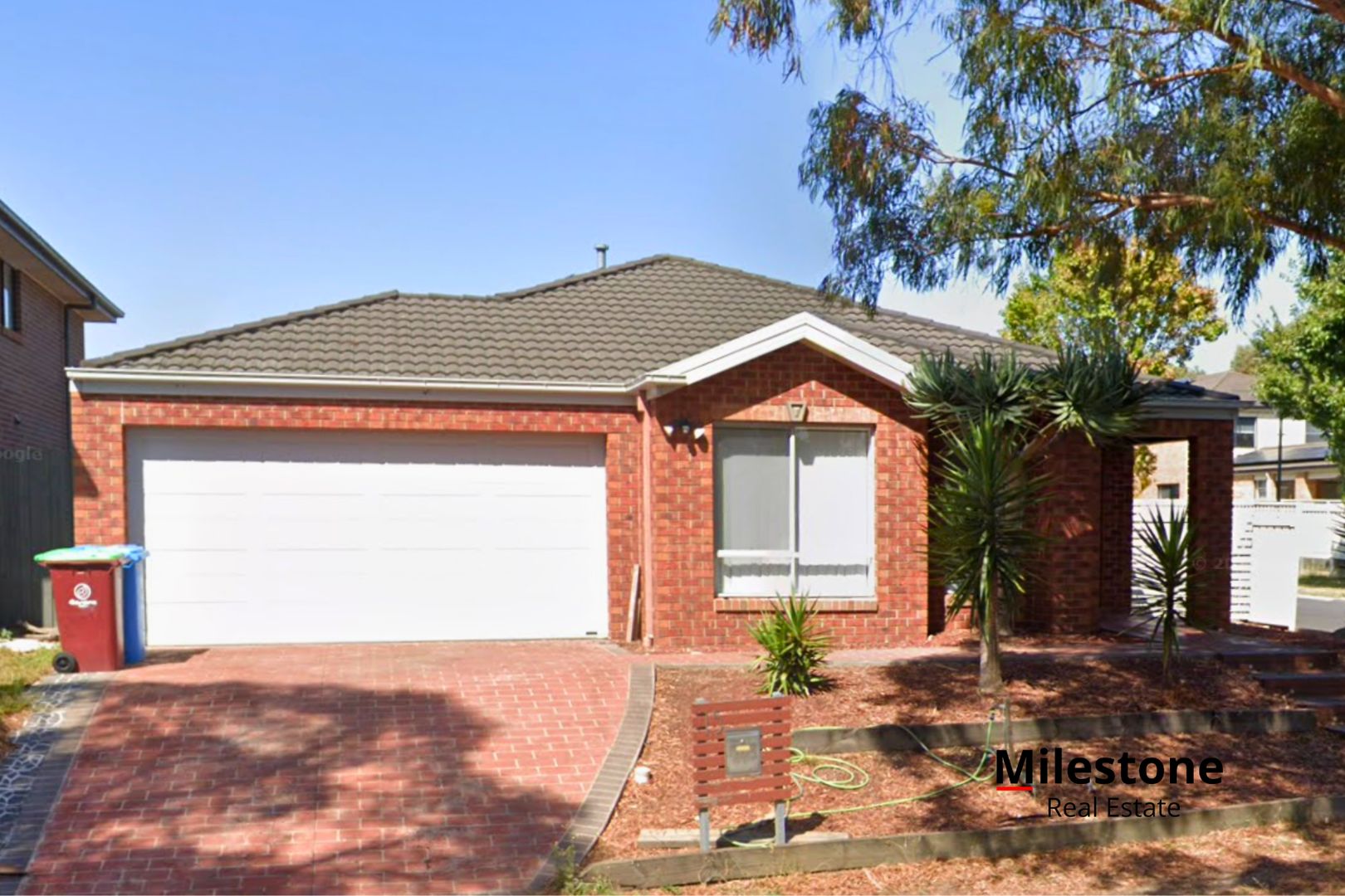 15 Weathertop Way, Cranbourne East VIC 3977, Image 0