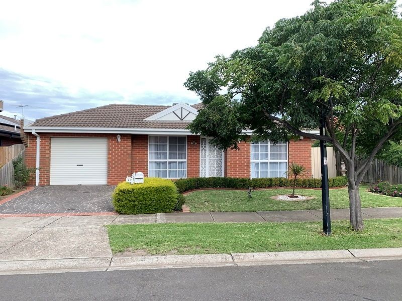 3 bedrooms House in 29 Wrigley Crescent ROXBURGH PARK VIC, 3064