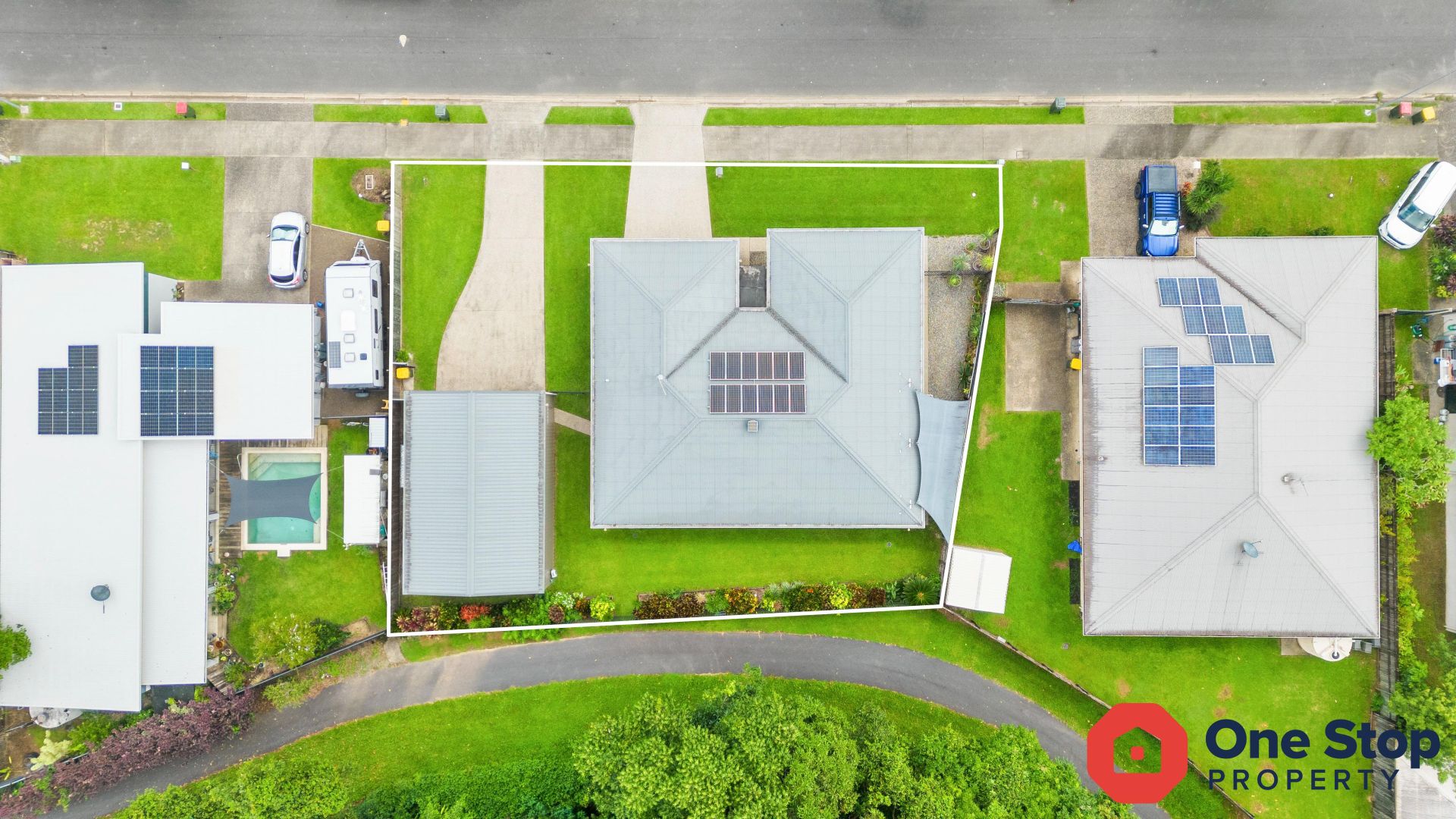 31-33 Ainscow Drive, Bentley Park QLD 4869, Image 1