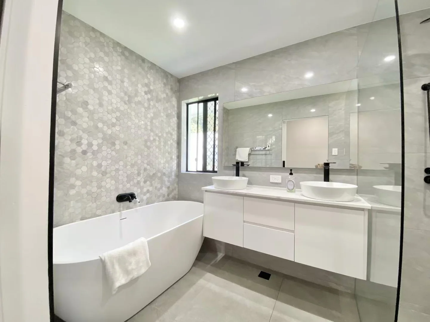 Additional image 25 of 5 Allambi Ave, Broadbeach Waters QLD 4218