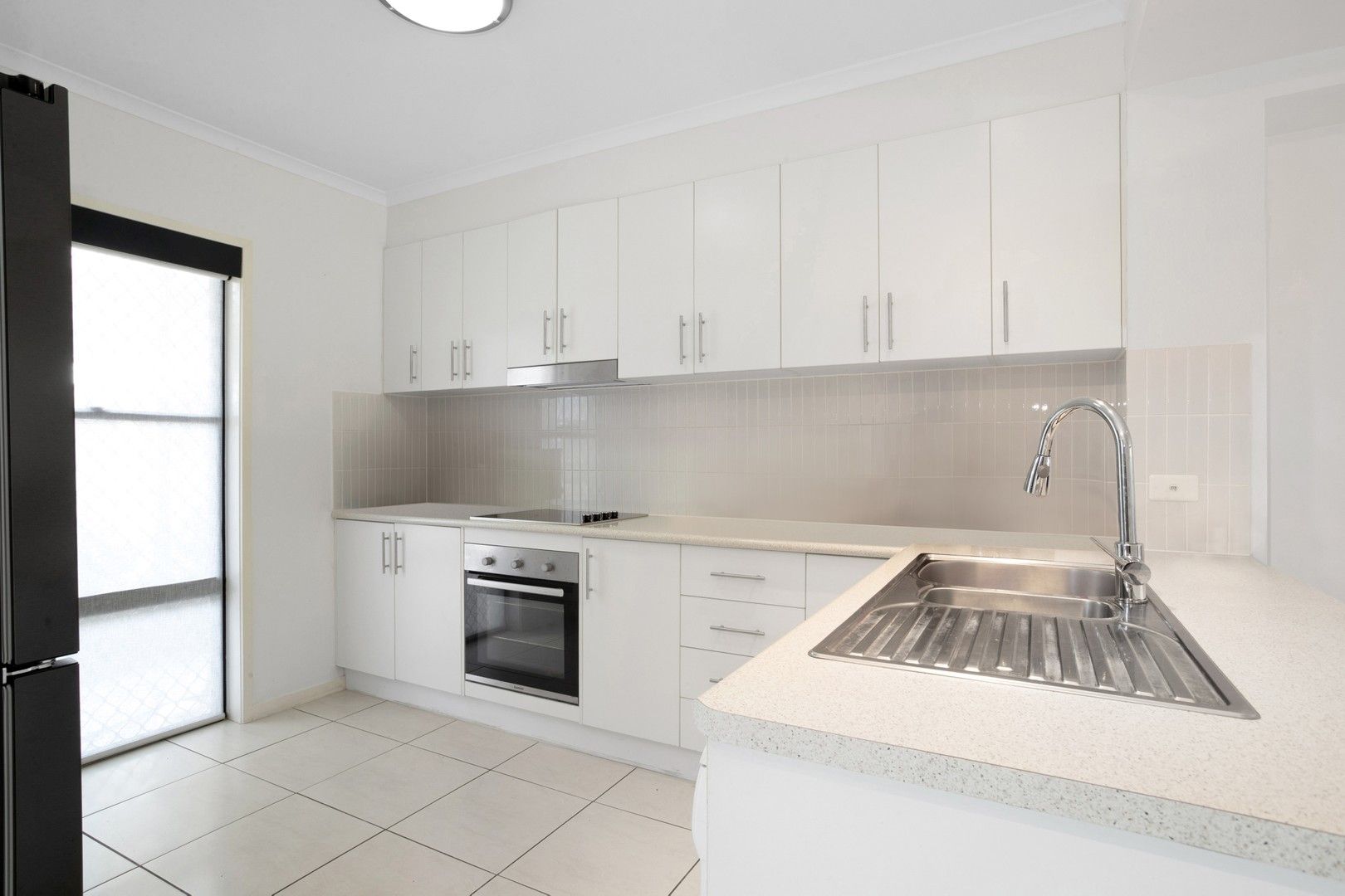 4/7 Bilgola Place, Blacks Beach QLD 4740, Image 0