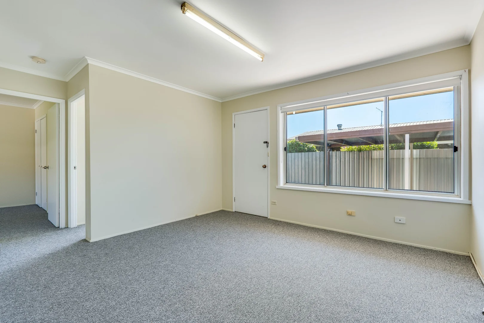 Additional image 4 of 2/209 Plummer Street, South Albury NSW 2640