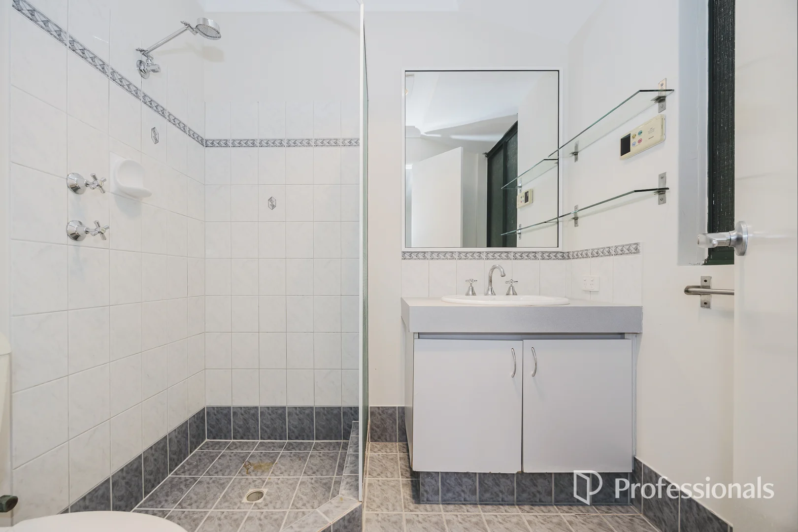 Additional image 10 of 32 Parrotbush Crescent, Ellenbrook WA 6069