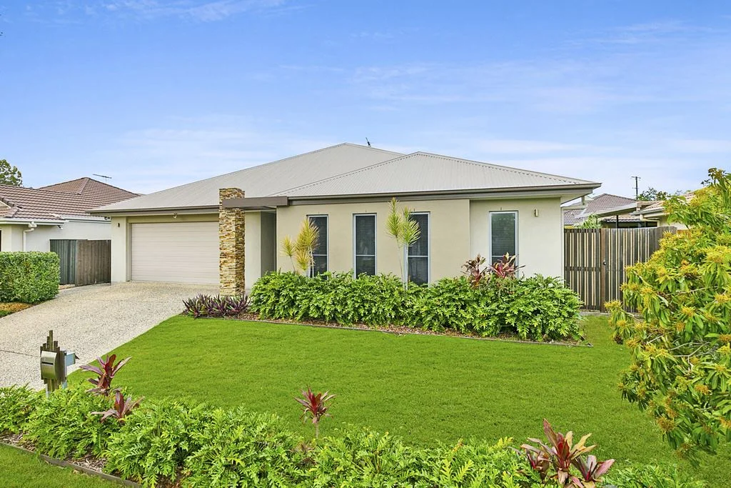 6 Lennox Close, Manly West QLD 4179