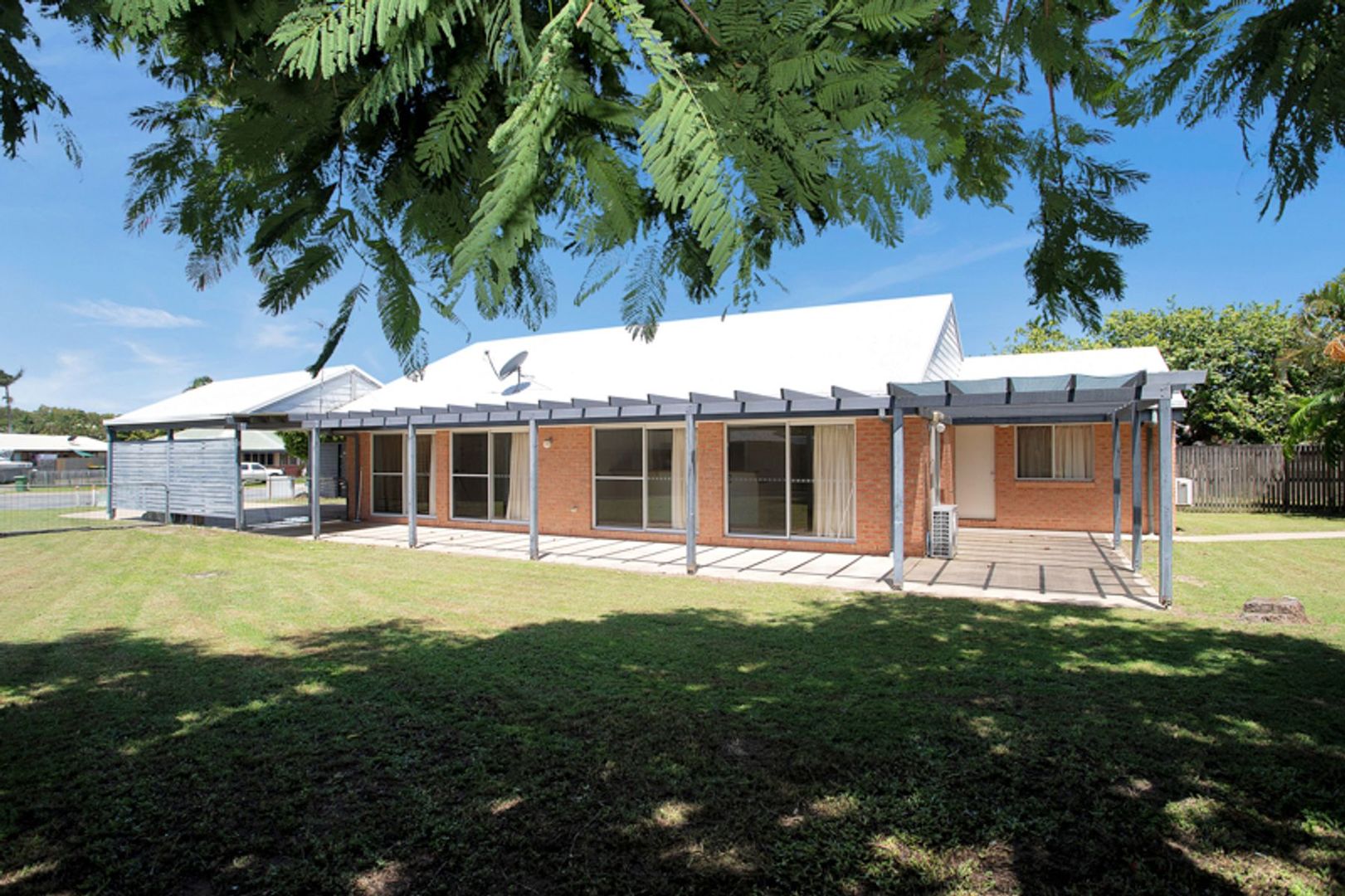 8 Rhonda Court, Andergrove QLD 4740, Image 2