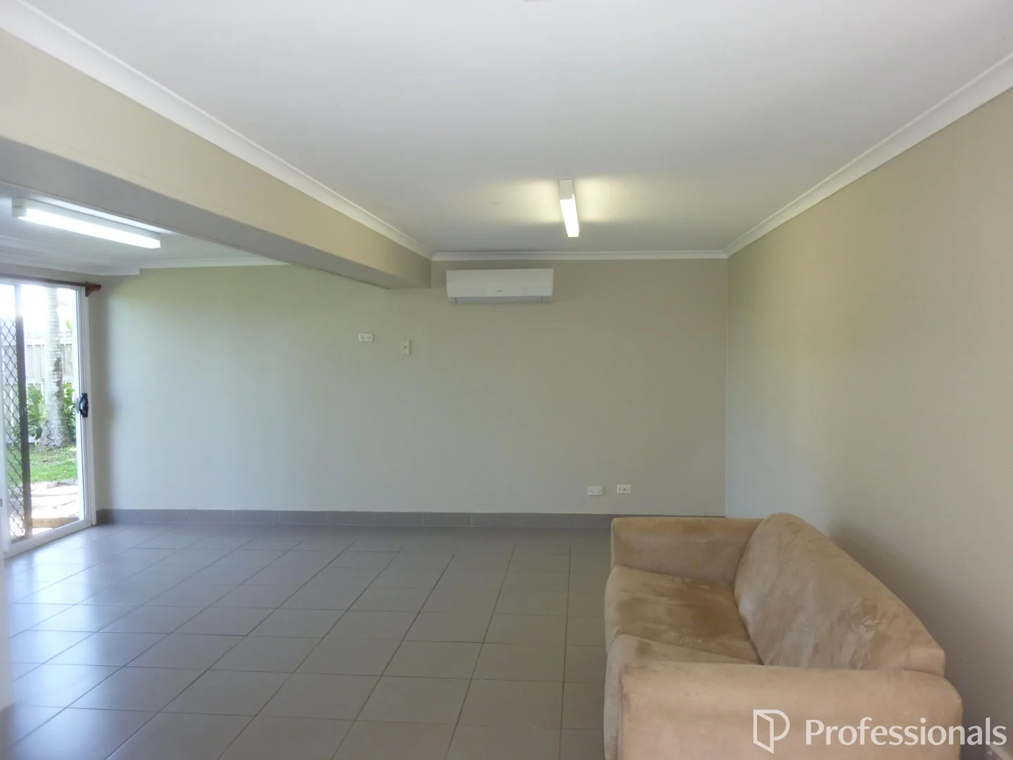 Additional image 11 of 12 Nicklin Drive, Beaconsfield QLD 4740
