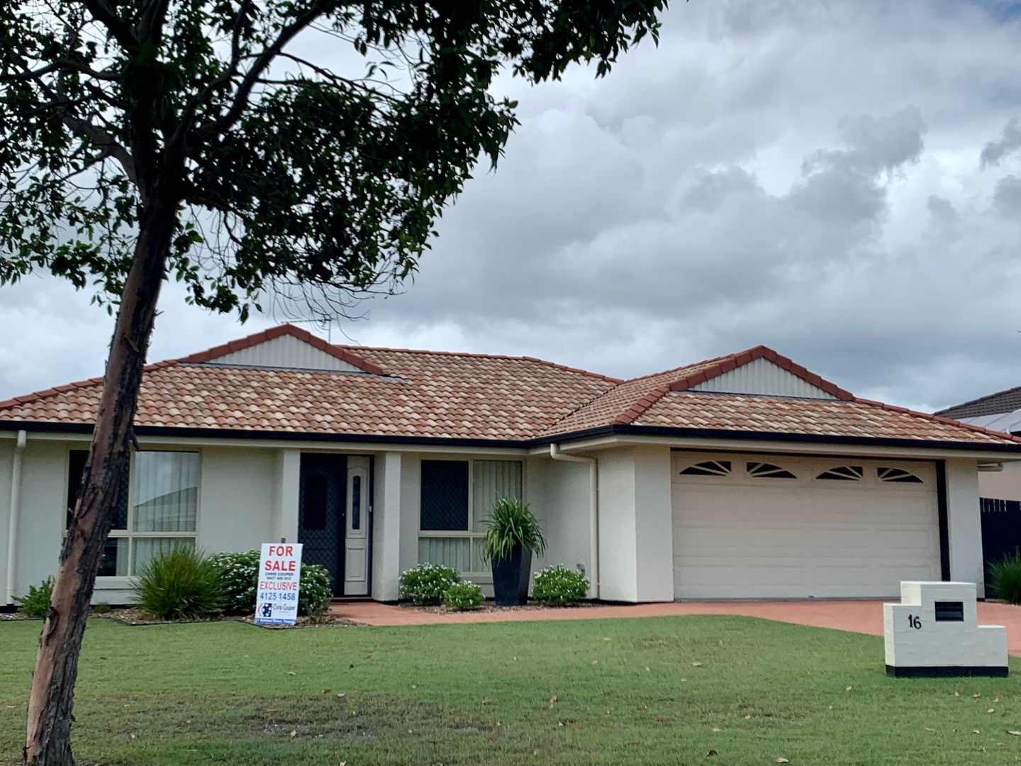 16 Lady Penrhyn Drive, Eli Waters Property History & Address Research